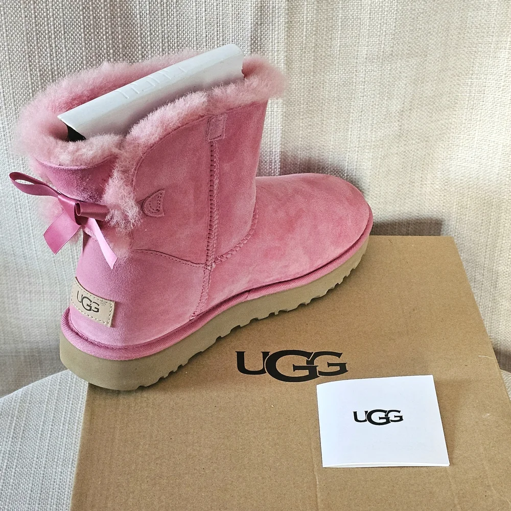 UGG Pink Women's Boots - Picture 2 of 8